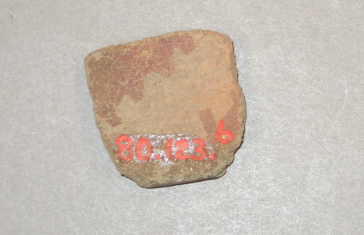 1980.0123.006 Ceramic Fragment-underside