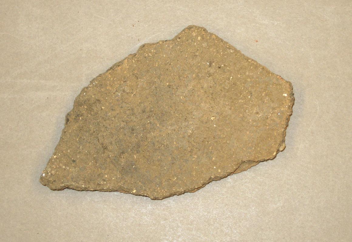 1980.0123.010 Ceramic fragment