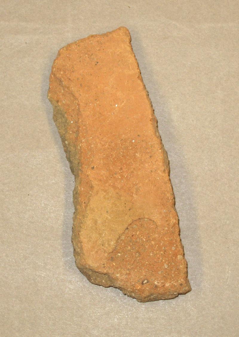1980.0123.014 Ceramic fragment