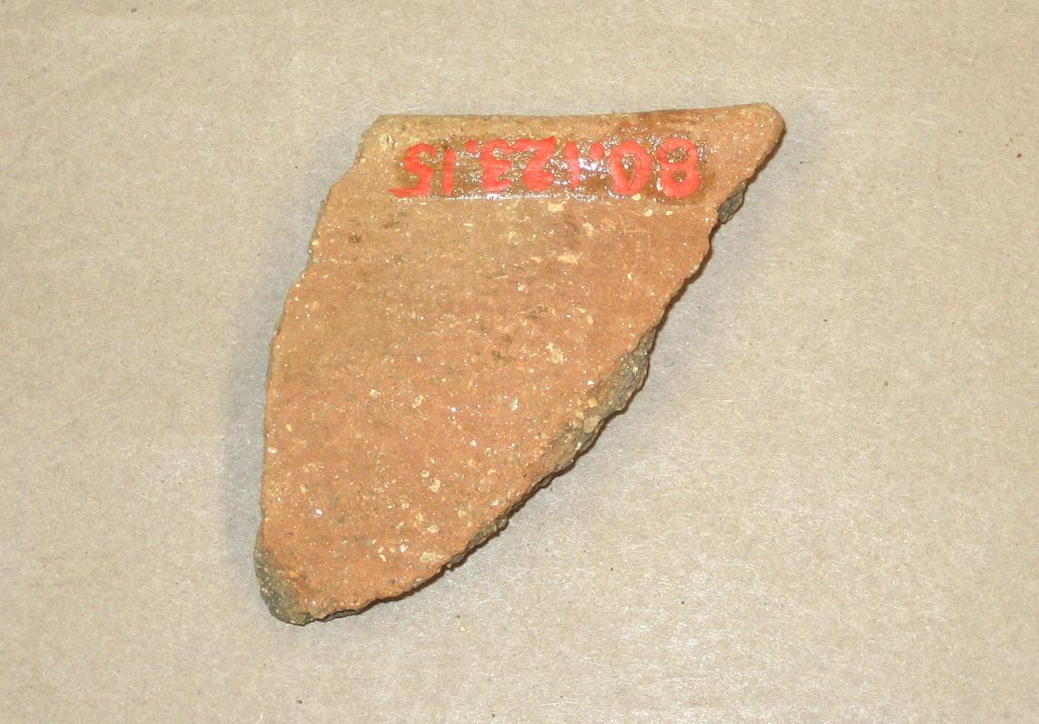 1980.0123.015 Ceramic fragment
