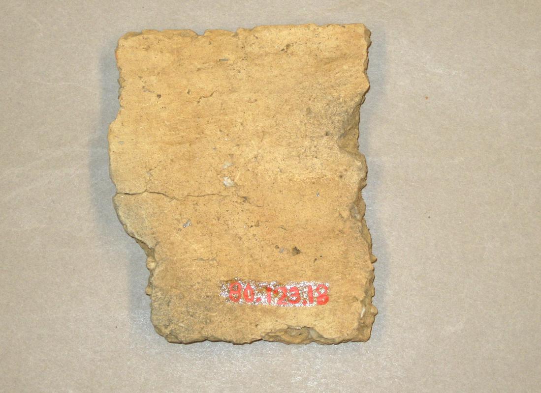 1980.0123.018 Ceramic fragment