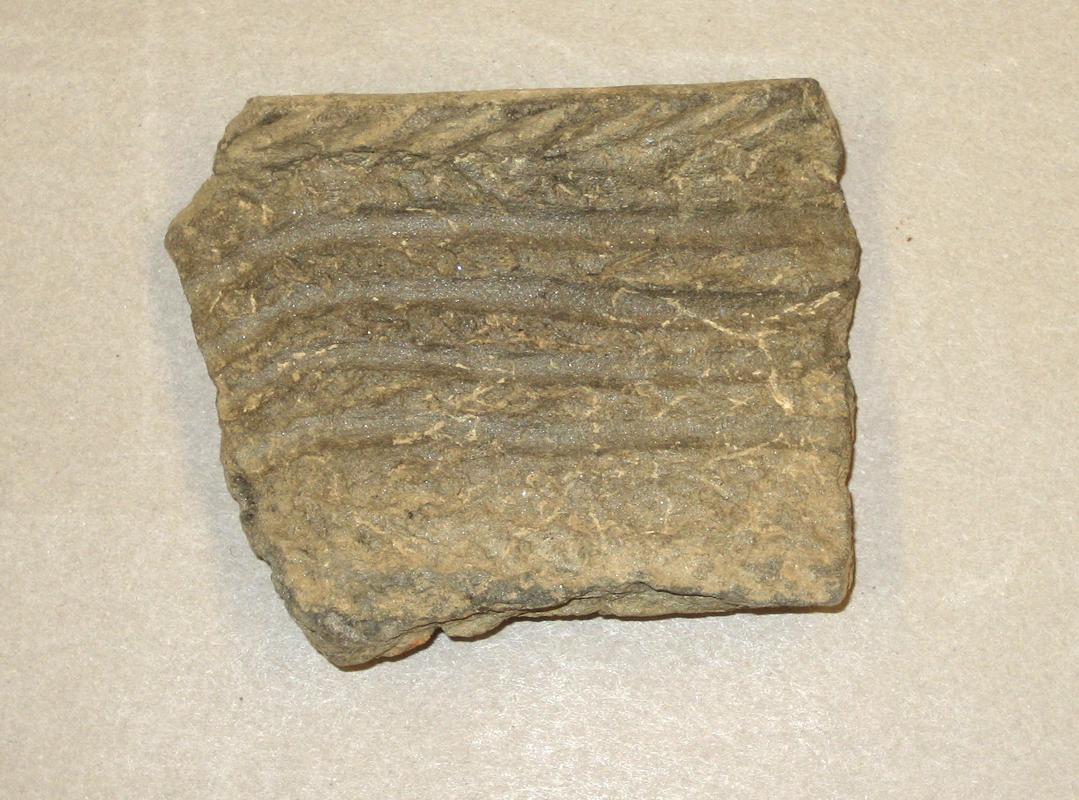 1980.0123.019 Ceramic fragment