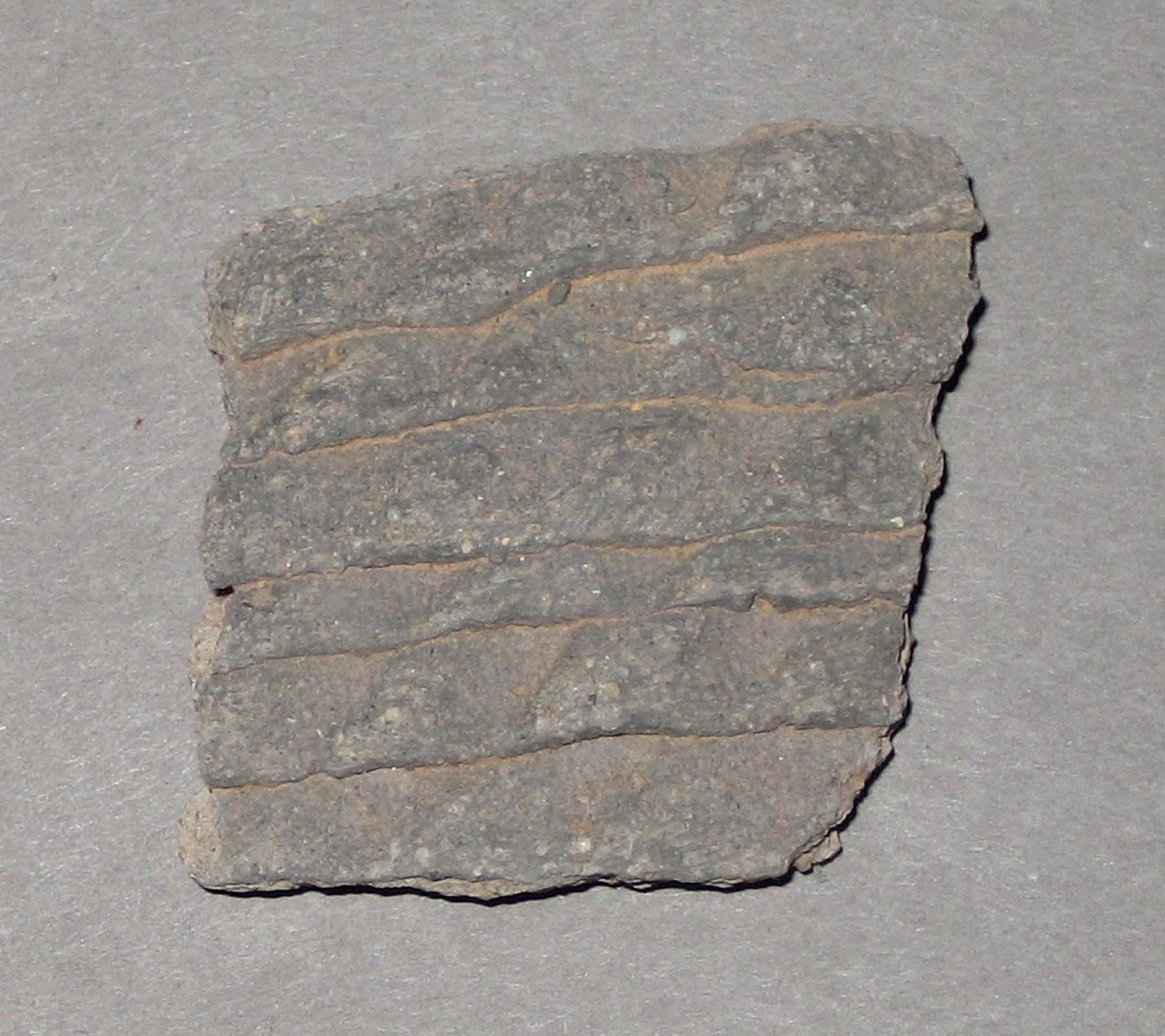 1980.0124.003 Earthenware fragment