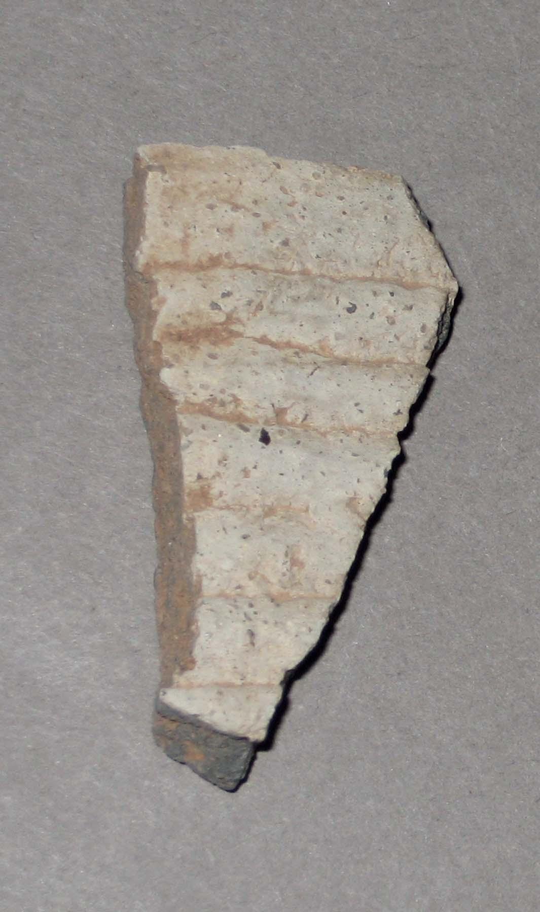 1980.0124.006 Earthenware fragment