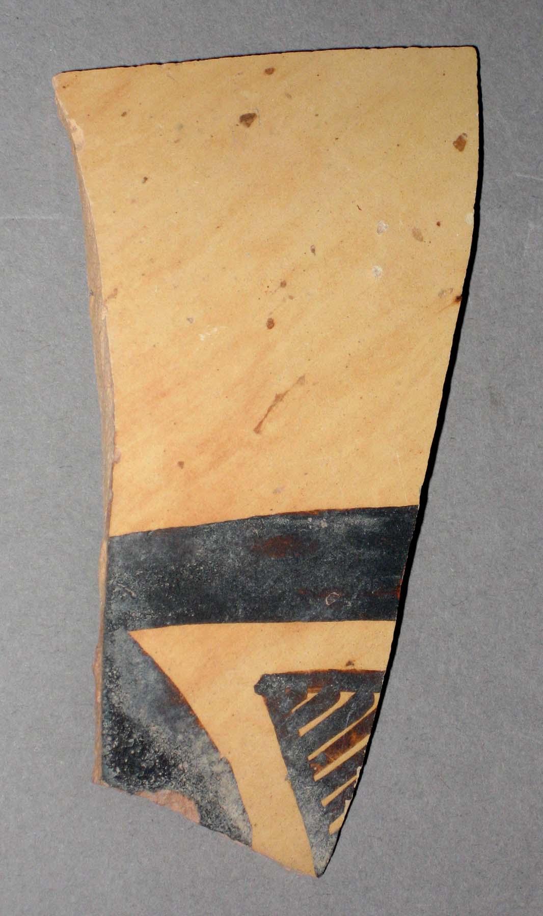1980.0124.010 Earthenware fragment