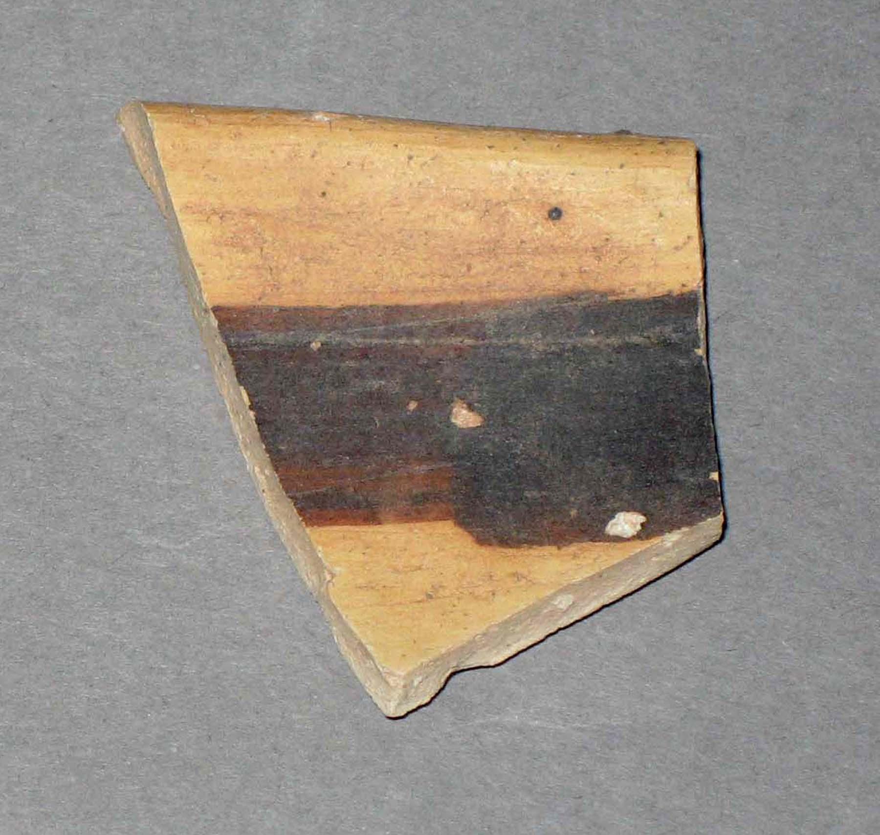 1980.0124.012 Earthenware fragment