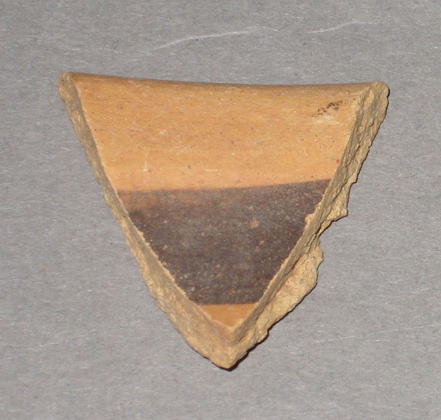 1980.0124.013 Earthenware fragment