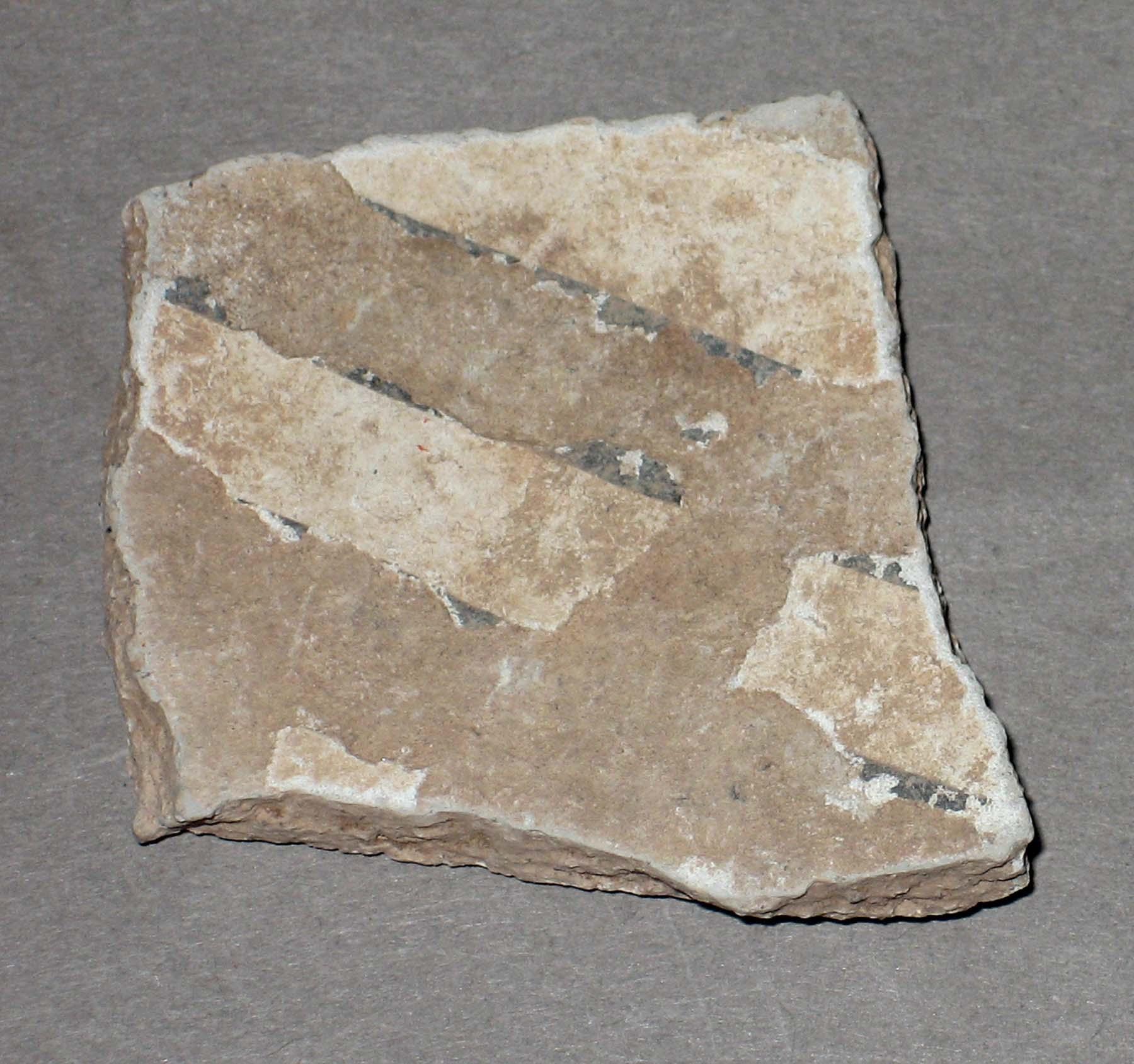 1980.0124.019 Earthenware fragment