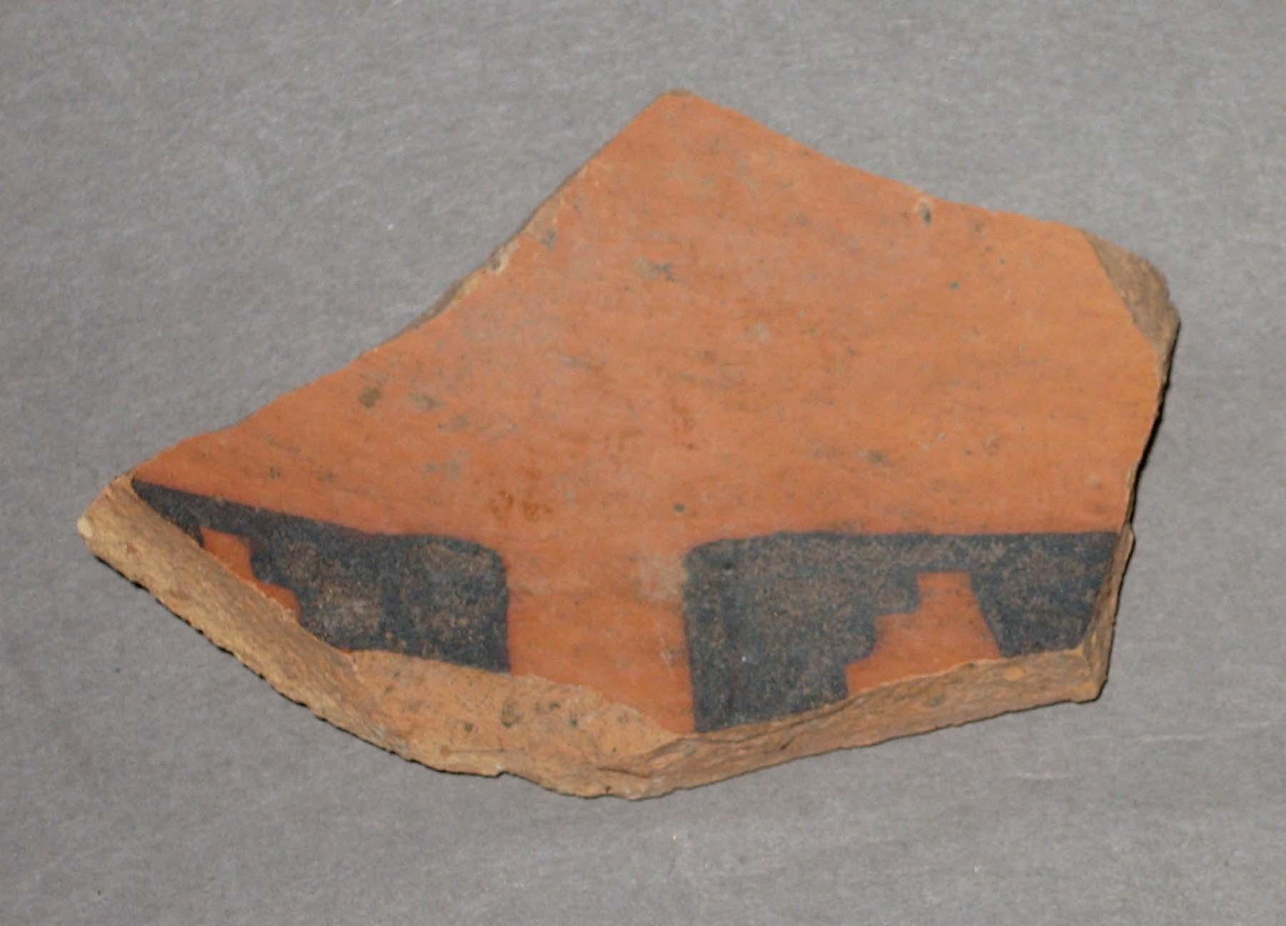 1980.0124.021 Earthenware fragment