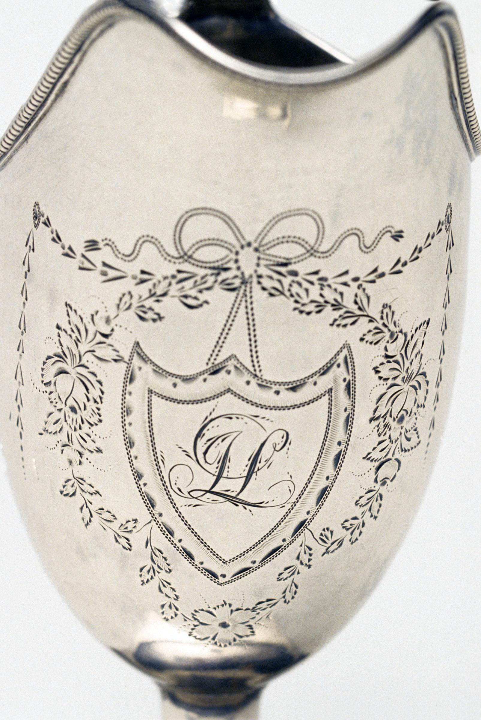 1980.0179 Cream Pot, Cream Jug, detail 1