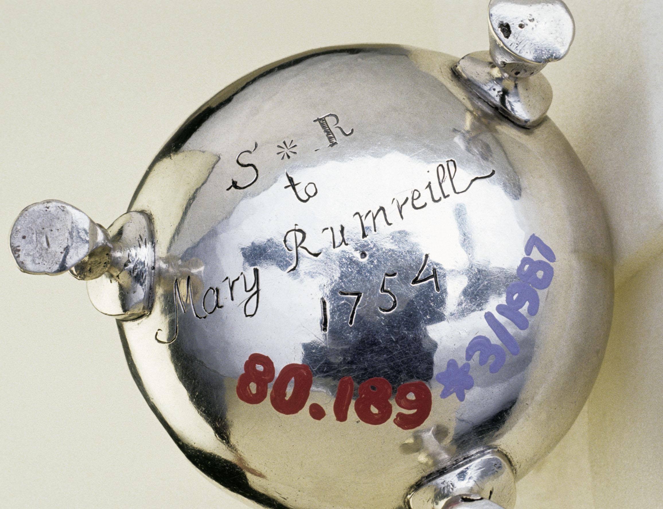 1980.0189 Cream Pot, detail 1