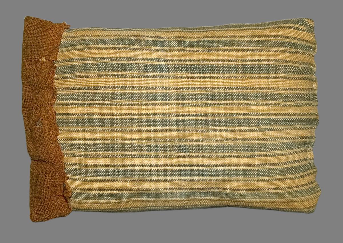 1980.0196 C Pillow, Miniature Pillow