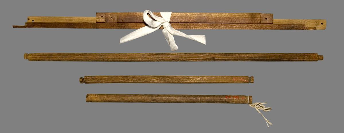 1980.0196 L-N Slat, Miniature Bed Slat