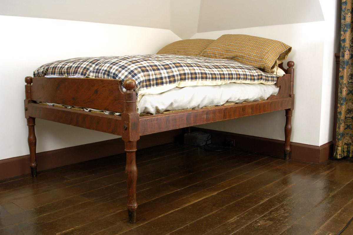 1981.0010 Bedstead
