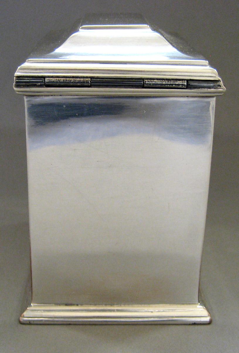 1981.0012 Silver Tea Cannister side 2