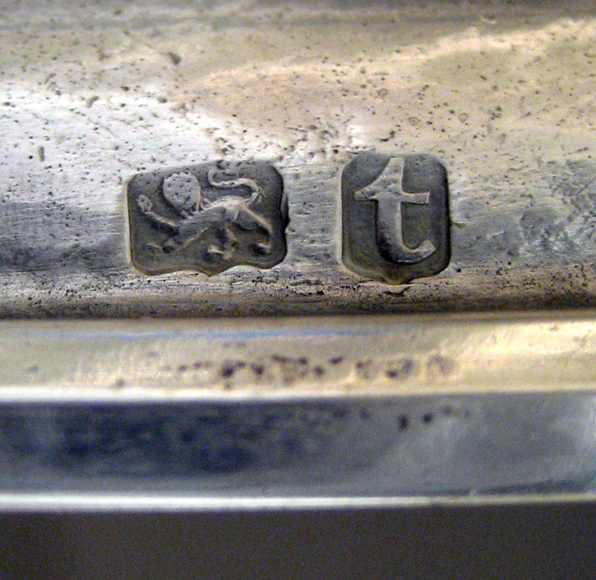 1981.0012 Silver Tea Cannister mark 2 on lid
