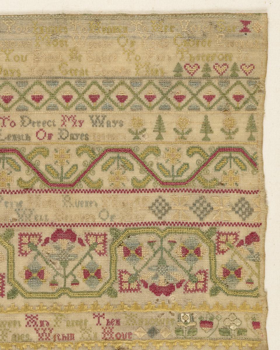 1981.0037 Sampler, detail 2