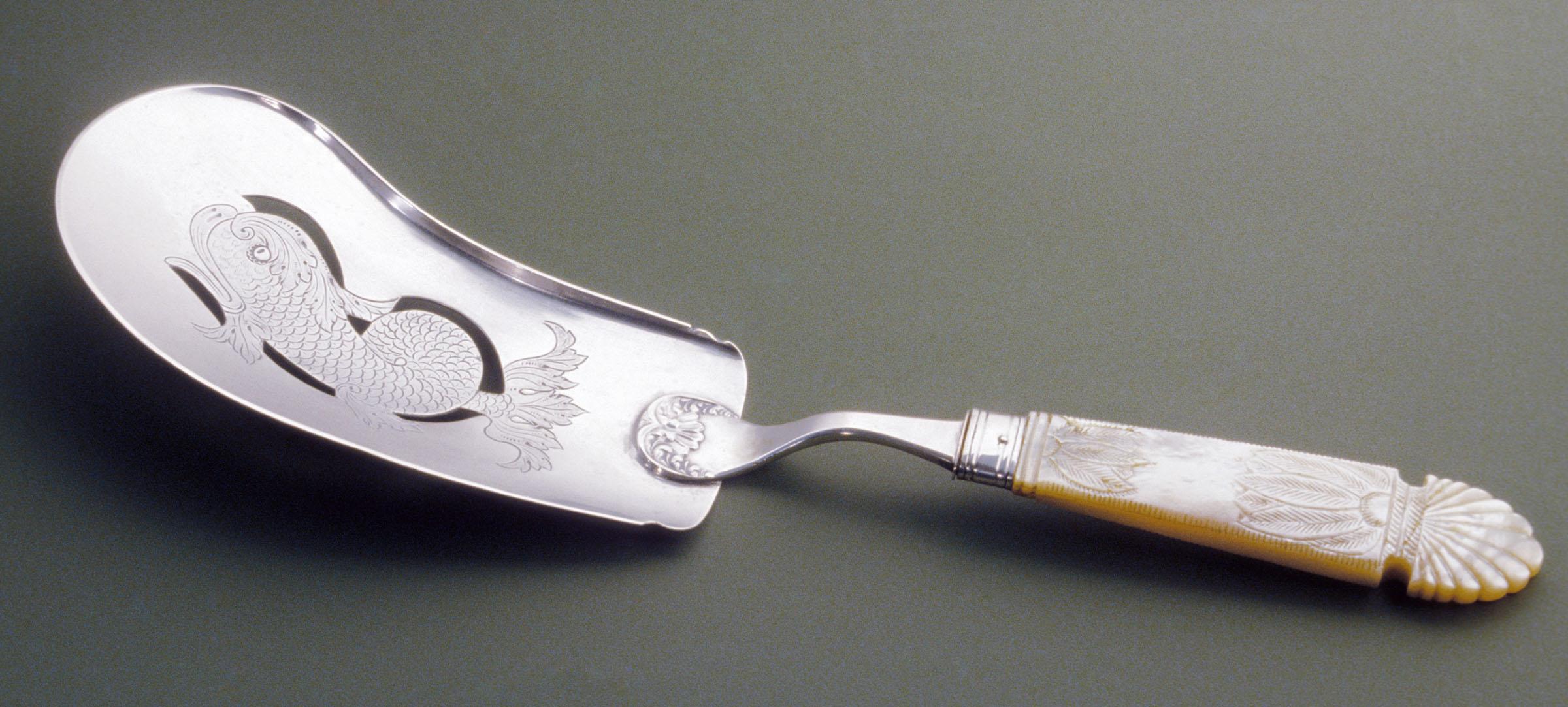 1981.0043 Fish Knife, view 1