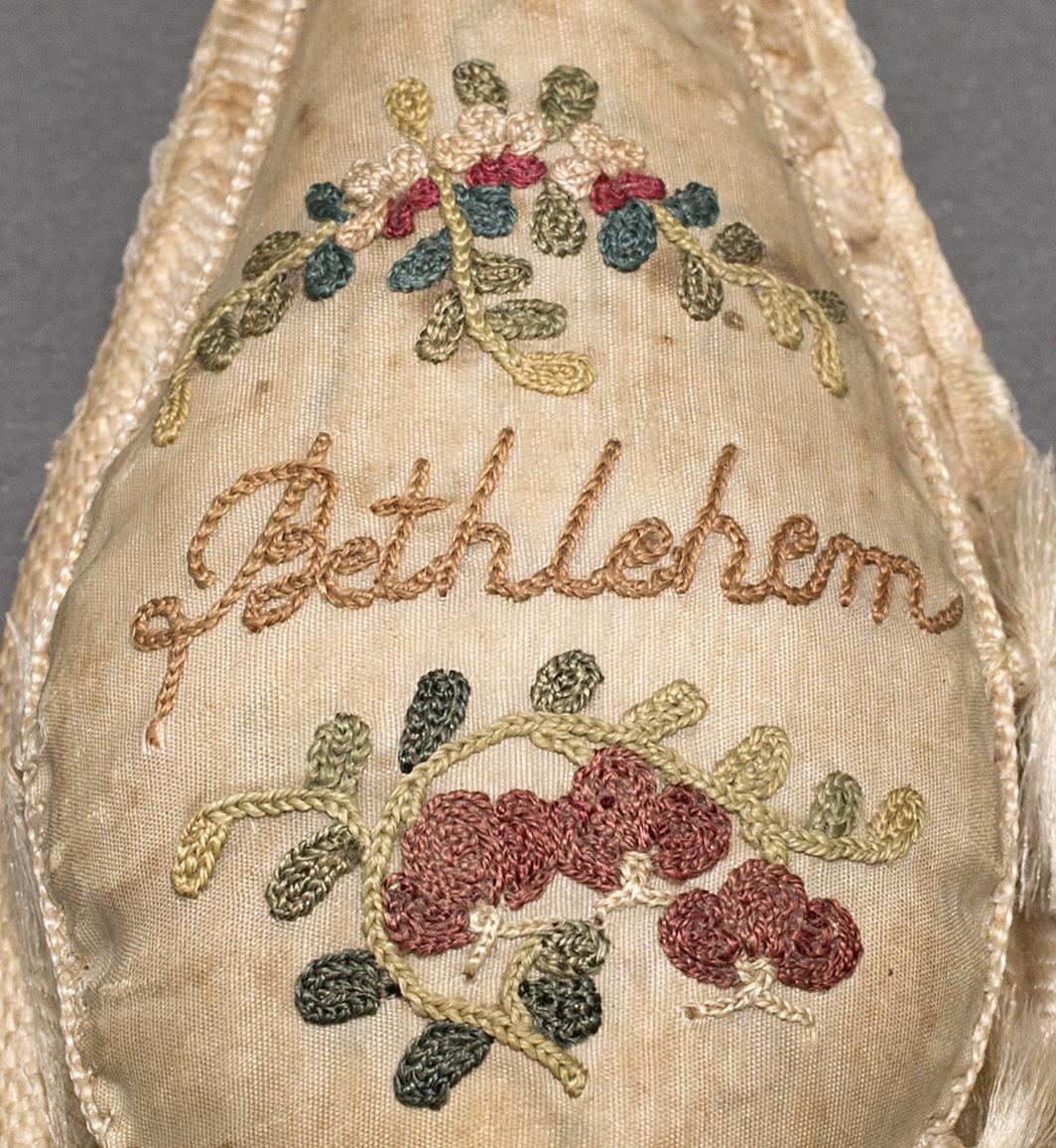 1981.0093 Pincushion, Detail