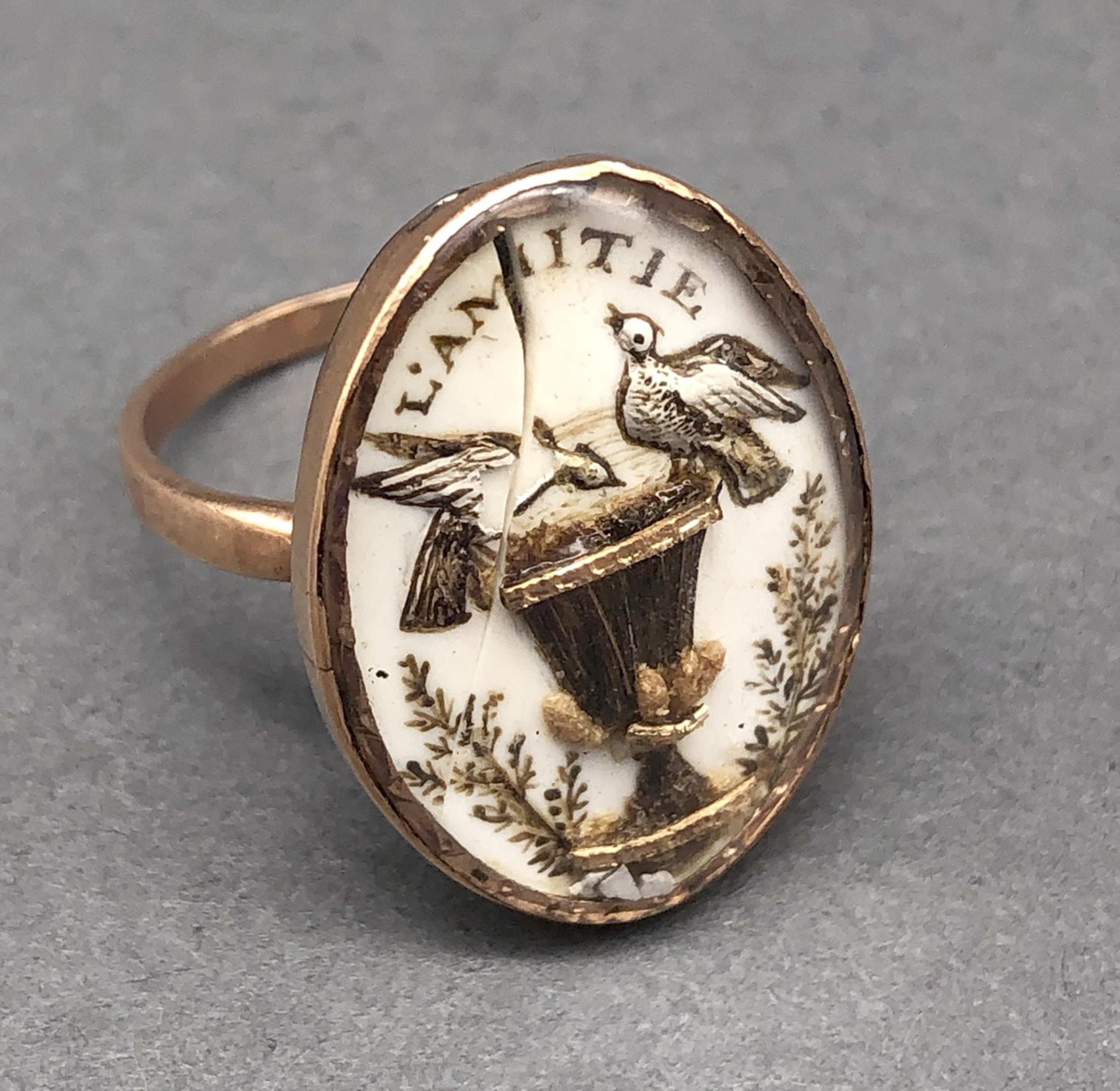 1981.0130 Ring (finger), view2