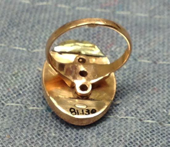 1981.0130 Ring (finger), view 2, reverse