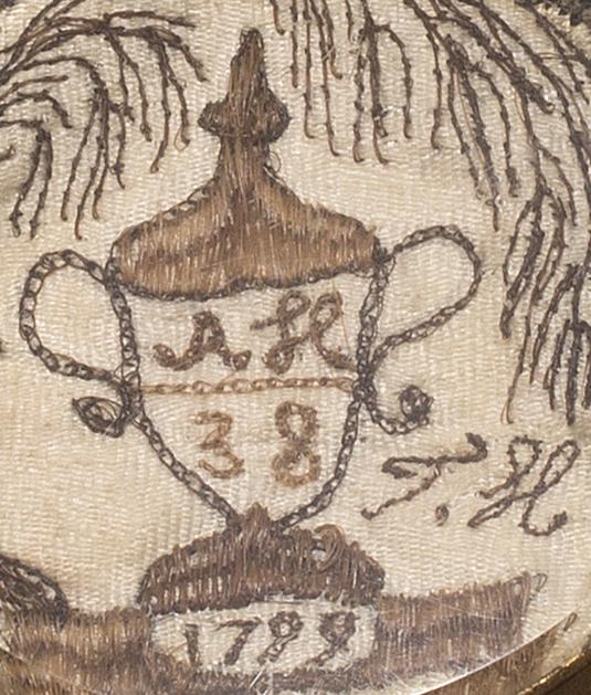 1981.0133 Locket, Detail