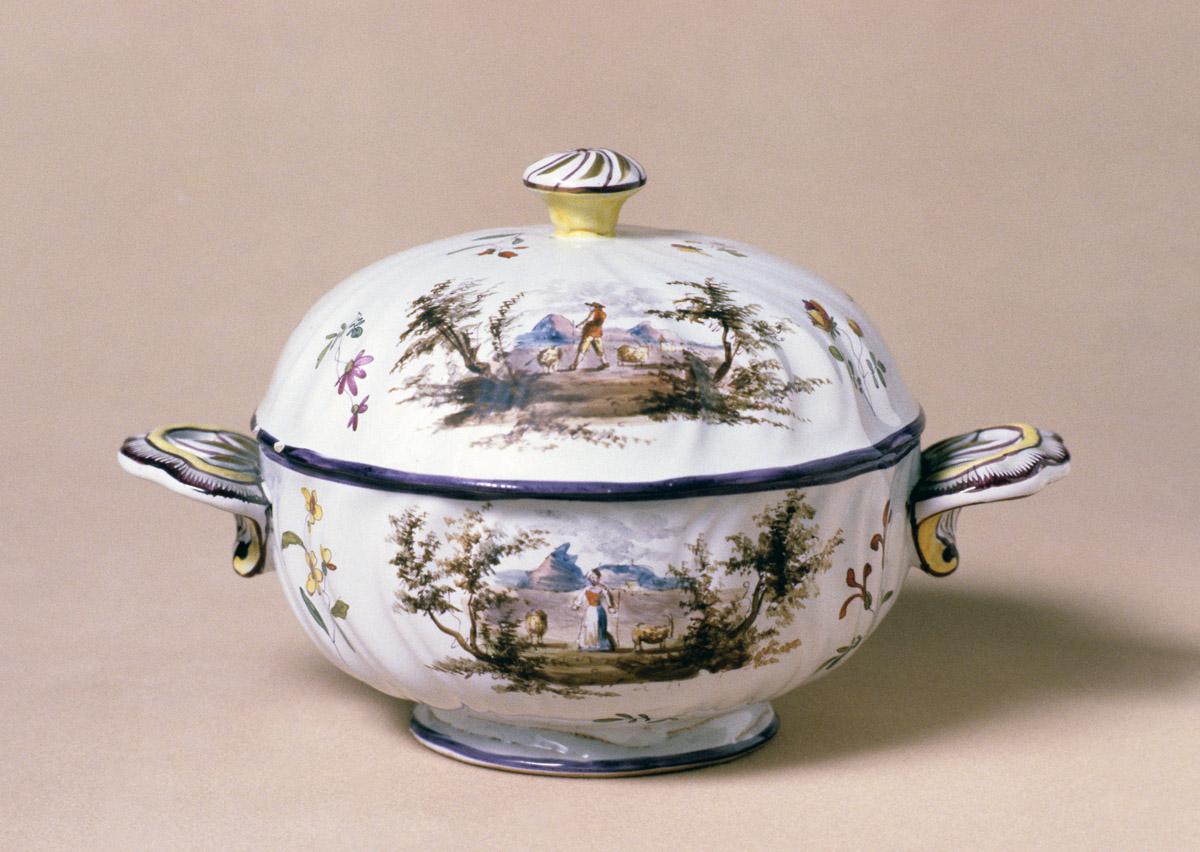 1981.0161 A- C Tin-glazed earthenware ecuelle and cover and stand