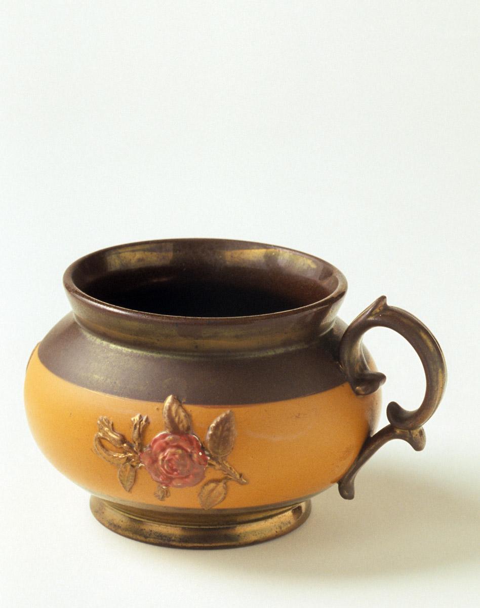 1981.0183 Lusterware Cup