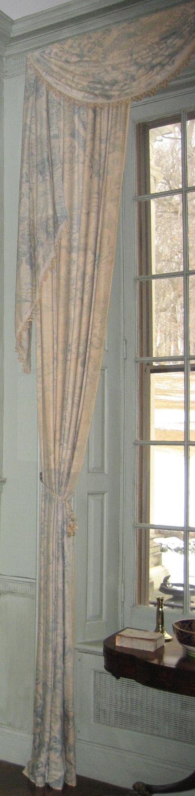 1957.1356 A side curtain