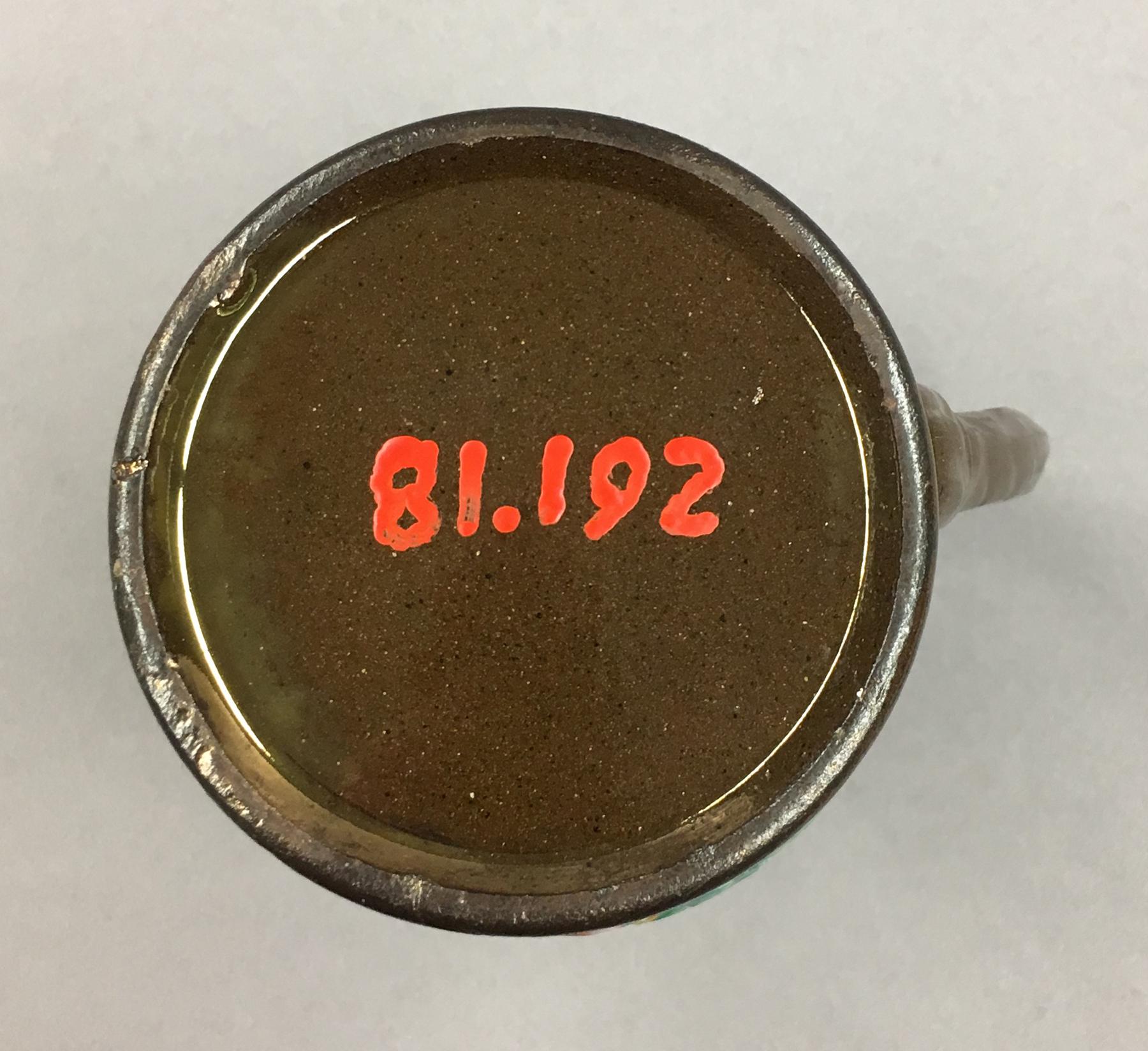 1981.0192 Jug, underside
