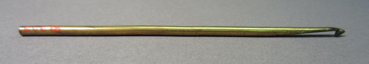 1981.0222 Crochet hook, View 1