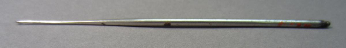 1981.0224 Crochet or tambour hook, View 1