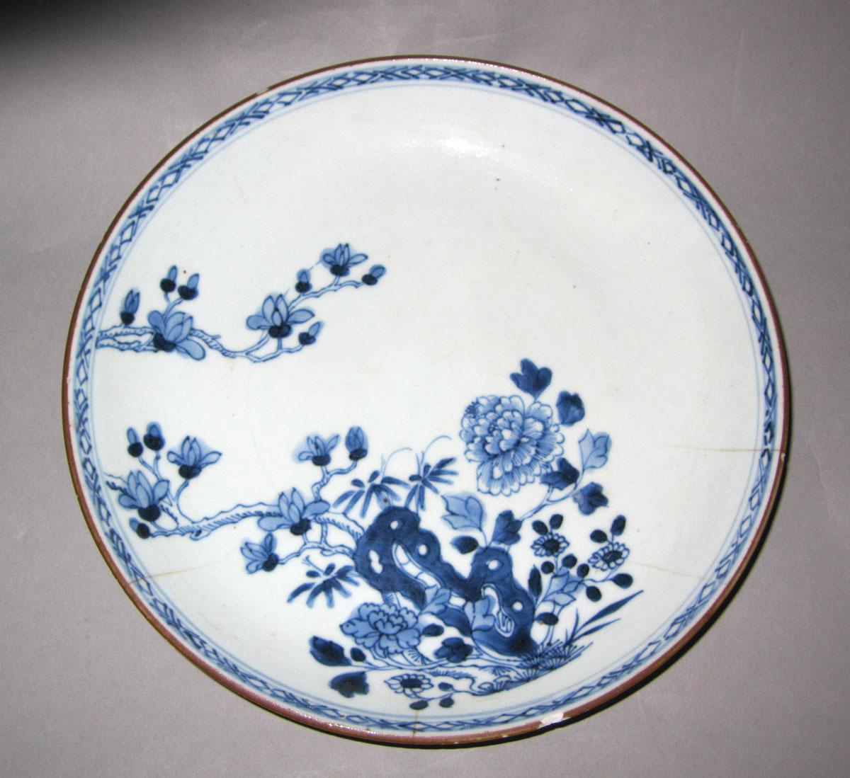 1981.0235 Porcelain plate