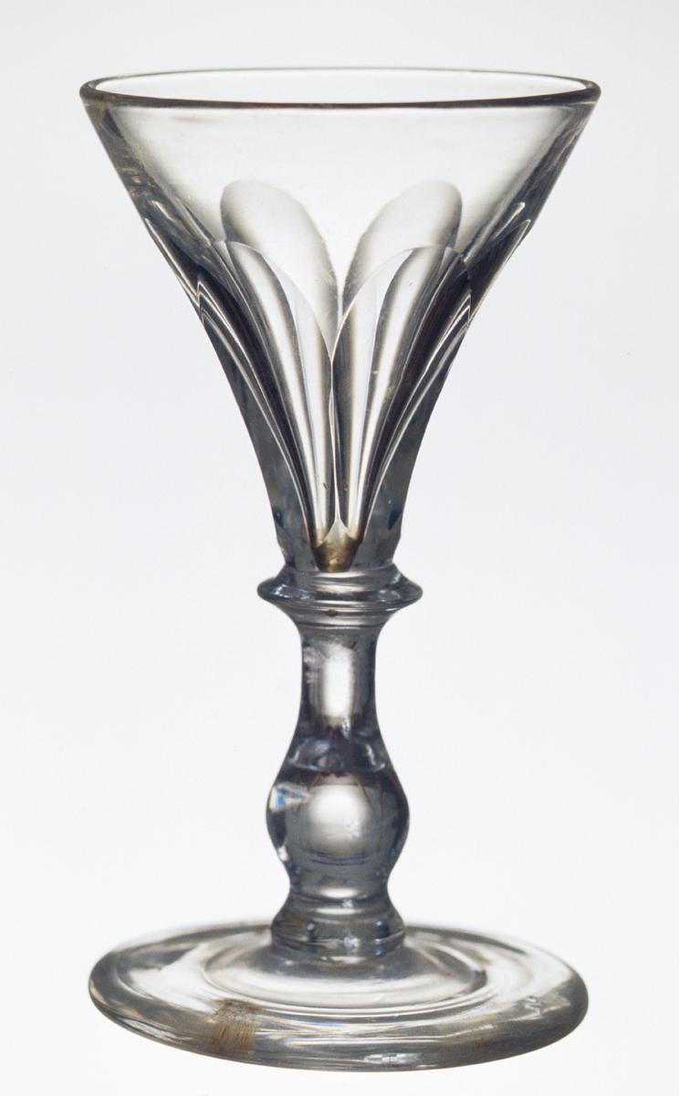 1981.0249 Glass wineglass