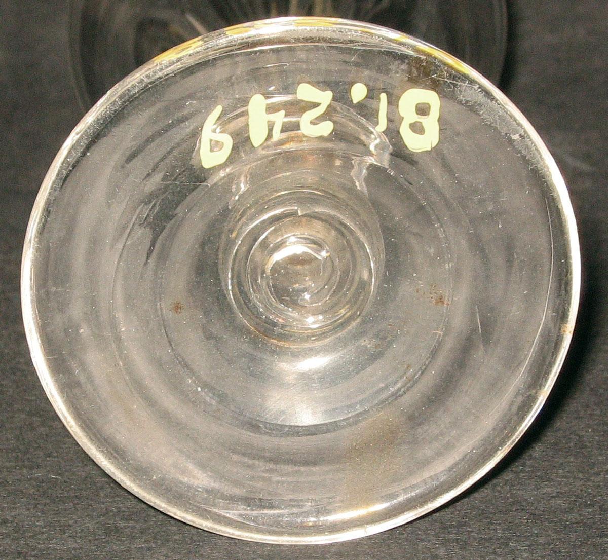 1981.0249 Glass wineglass (underside)