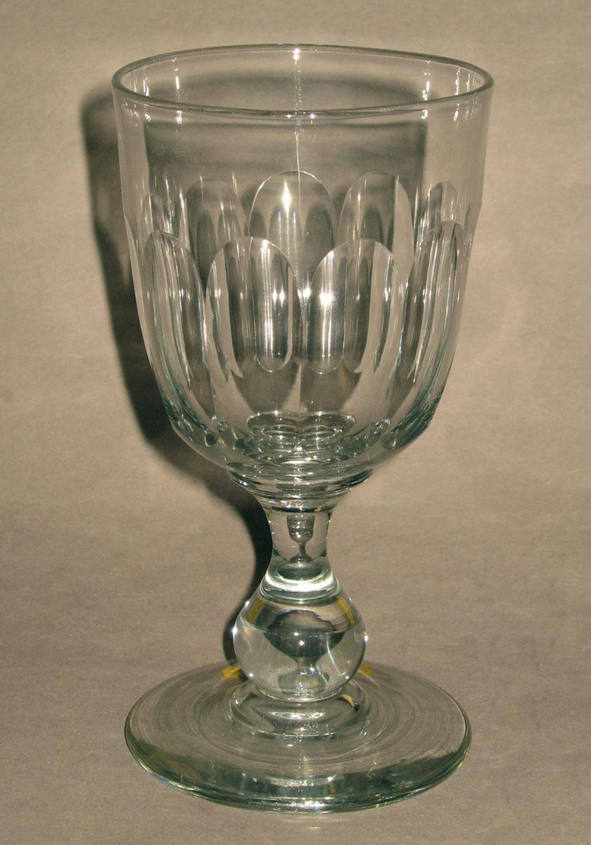 1981.0253.003 Glass wineglass