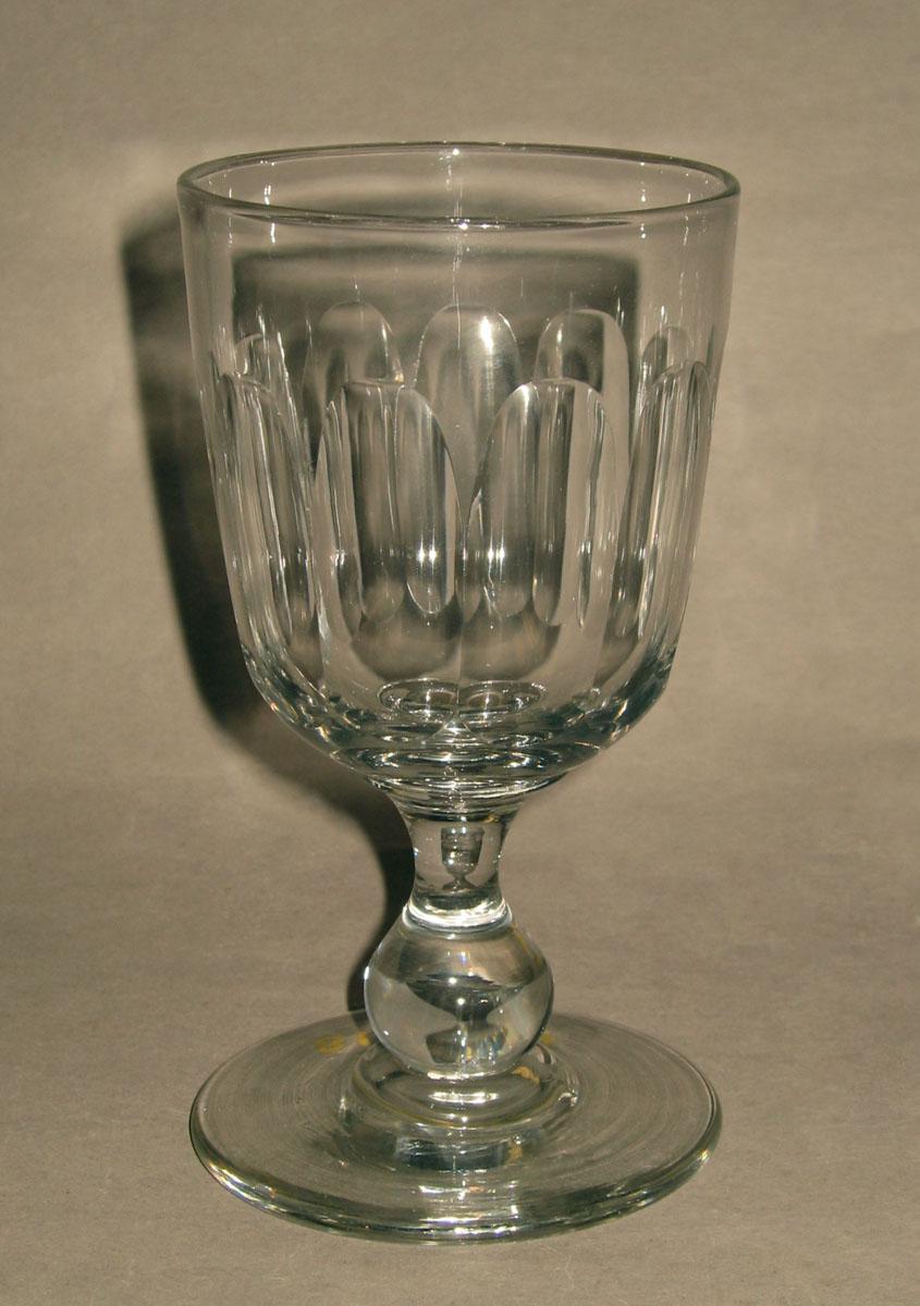 1981.0253.004 Glass wineglass
