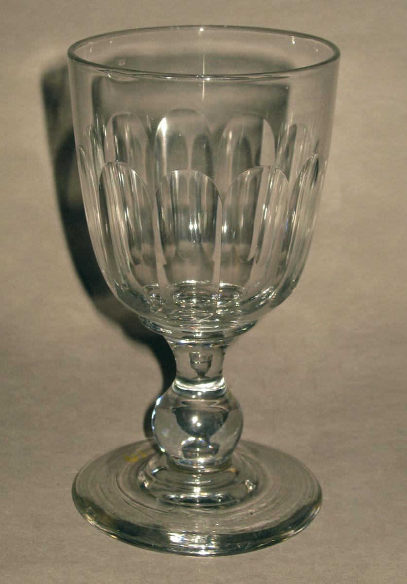 1981.0253.009 Glass wineglass