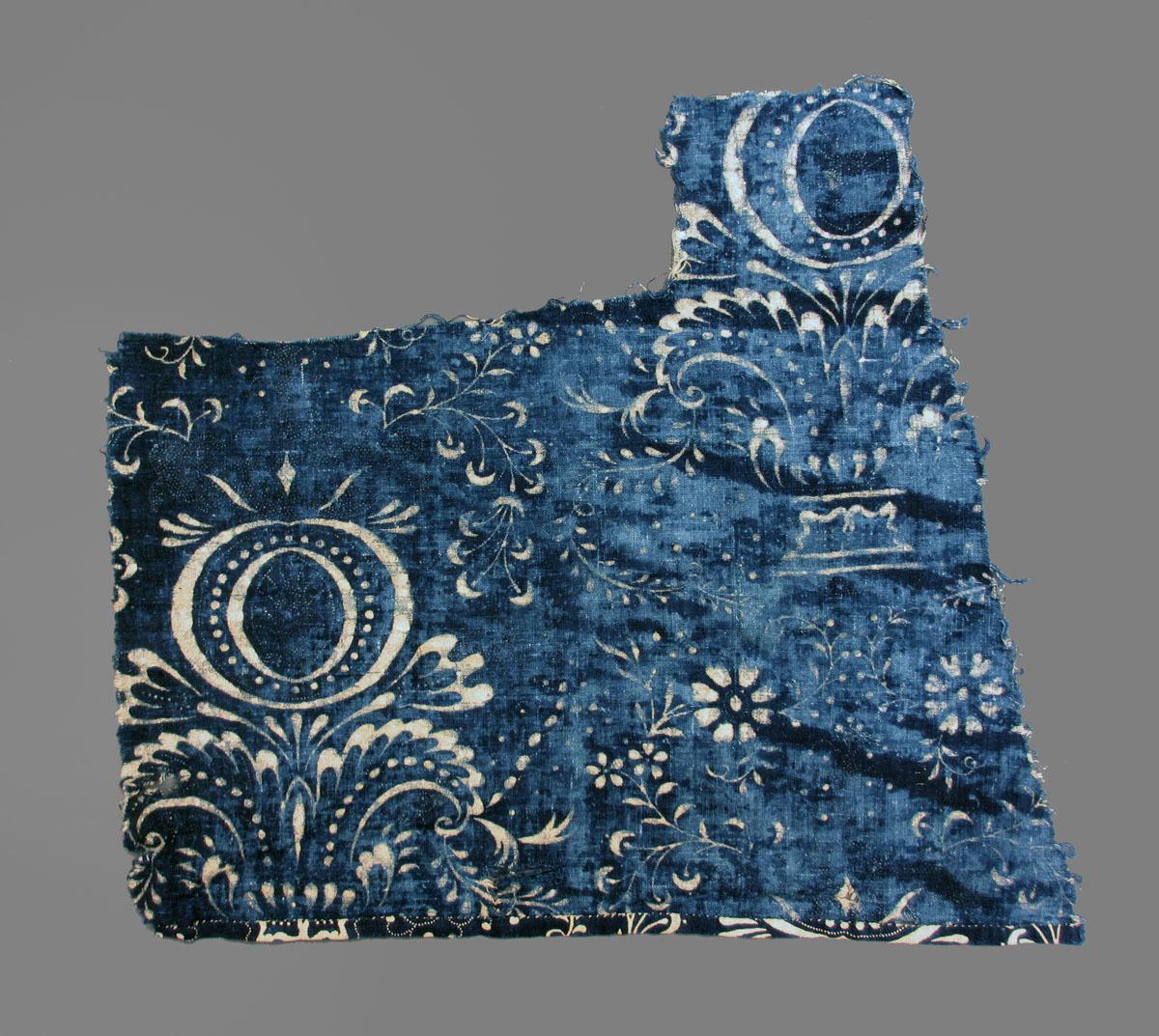 1981.0279 textile, printed reverse