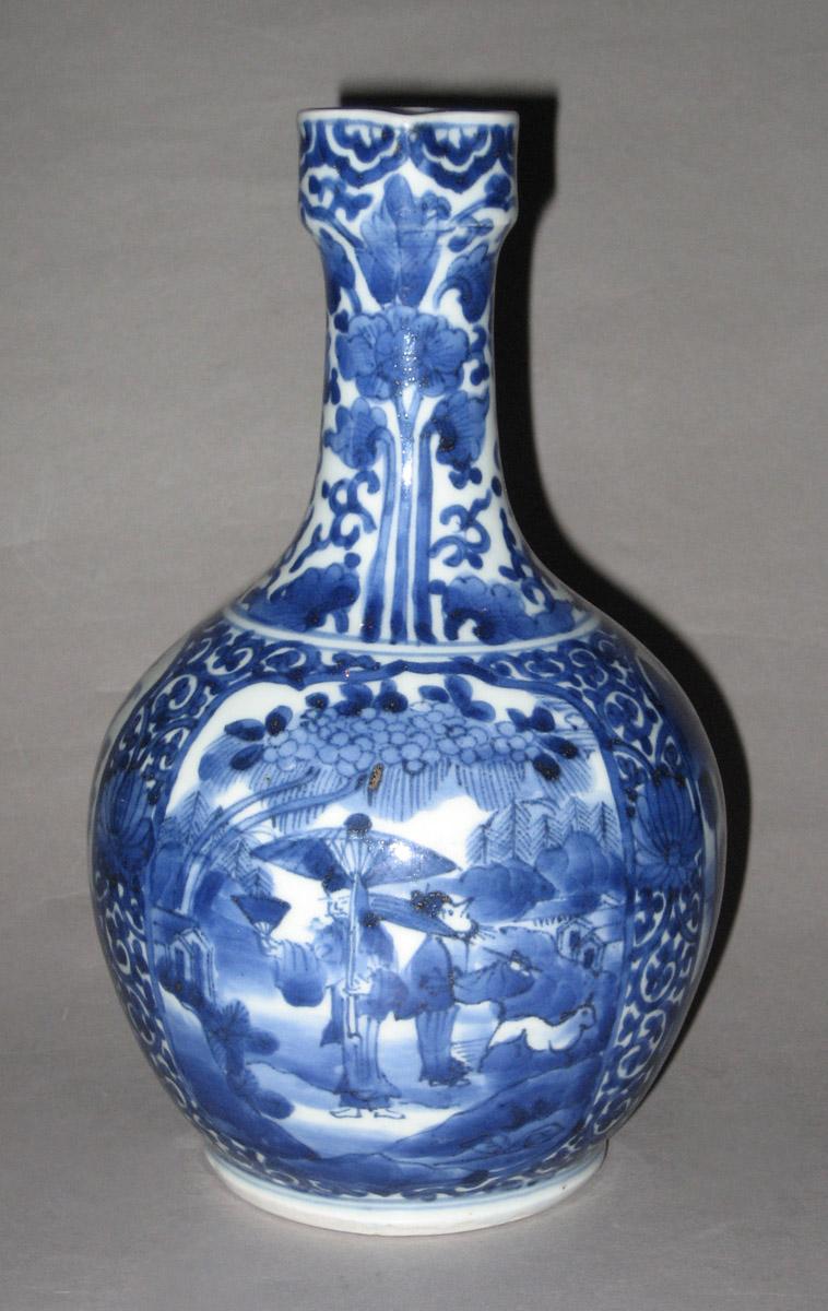 1982.0052 Chinese Porcelain ewer or jug (side 2)