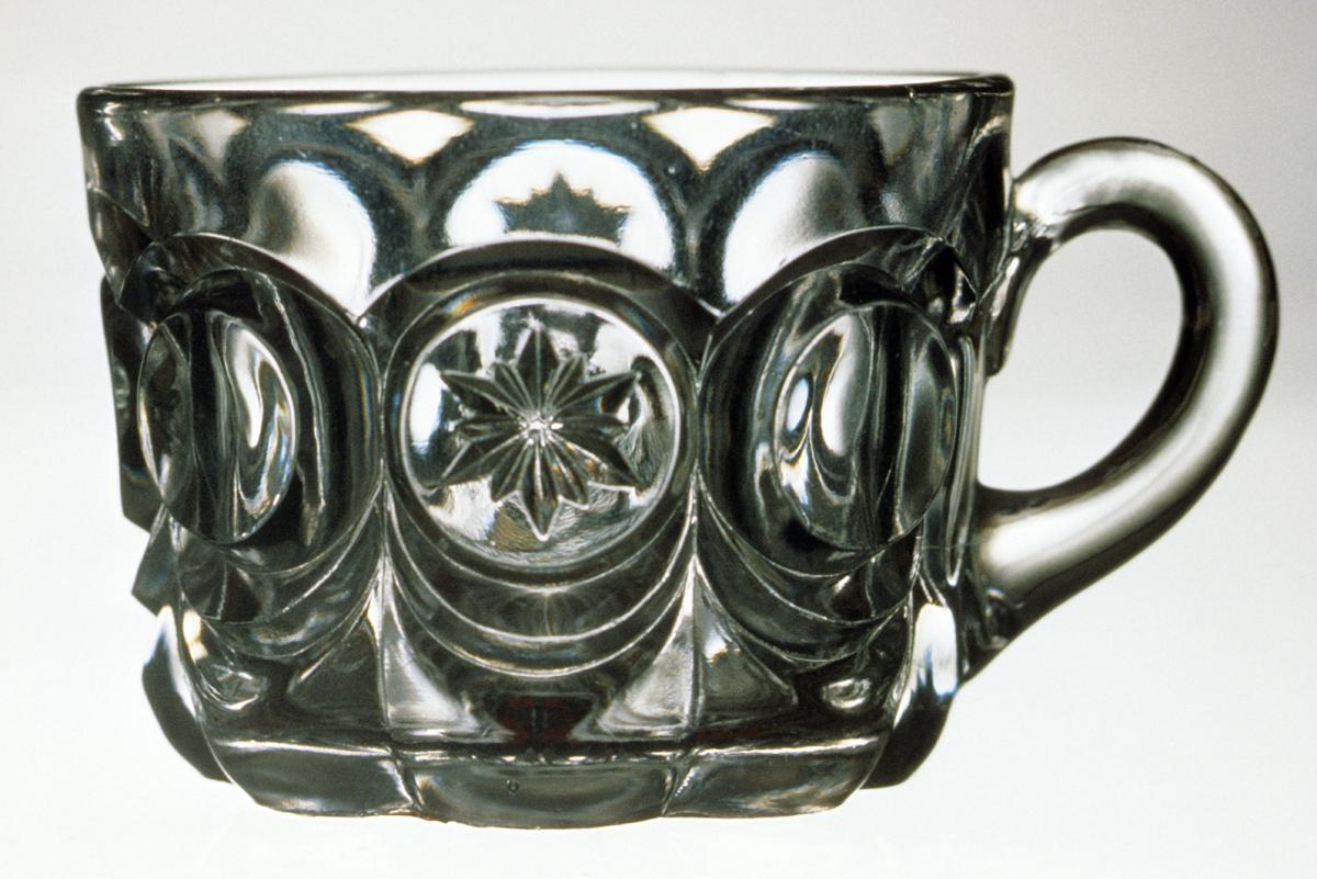 1982.0102 Glass