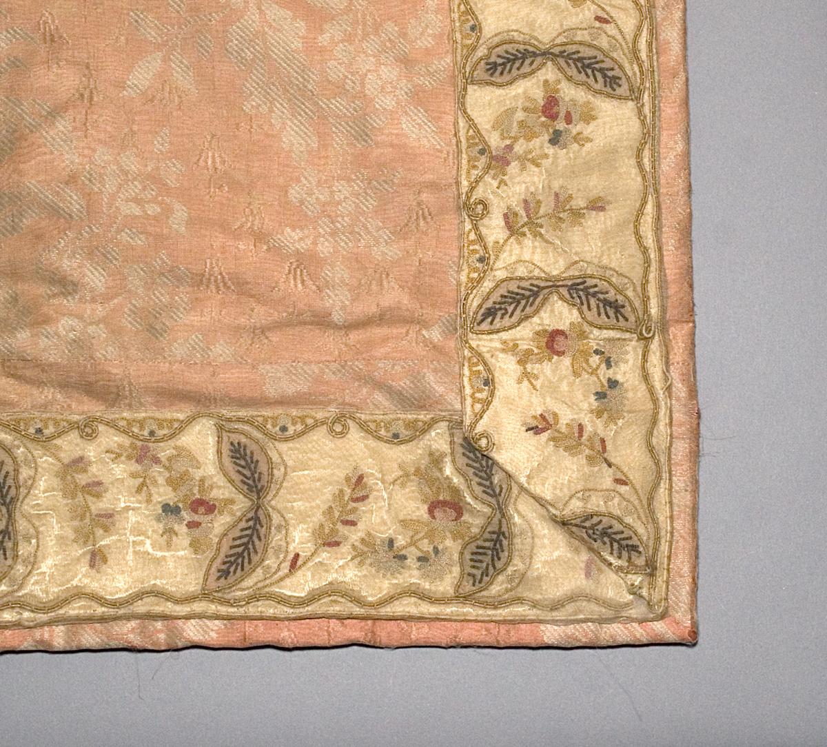 1957.1362.001 B Window Hanging, Side Curtain, Edge Detail