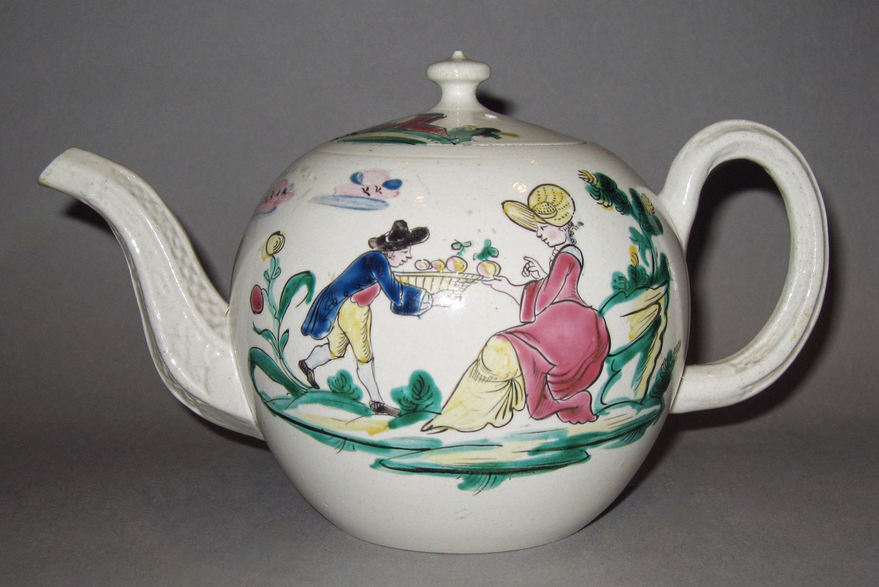 1982.0124 A, B Teapot
