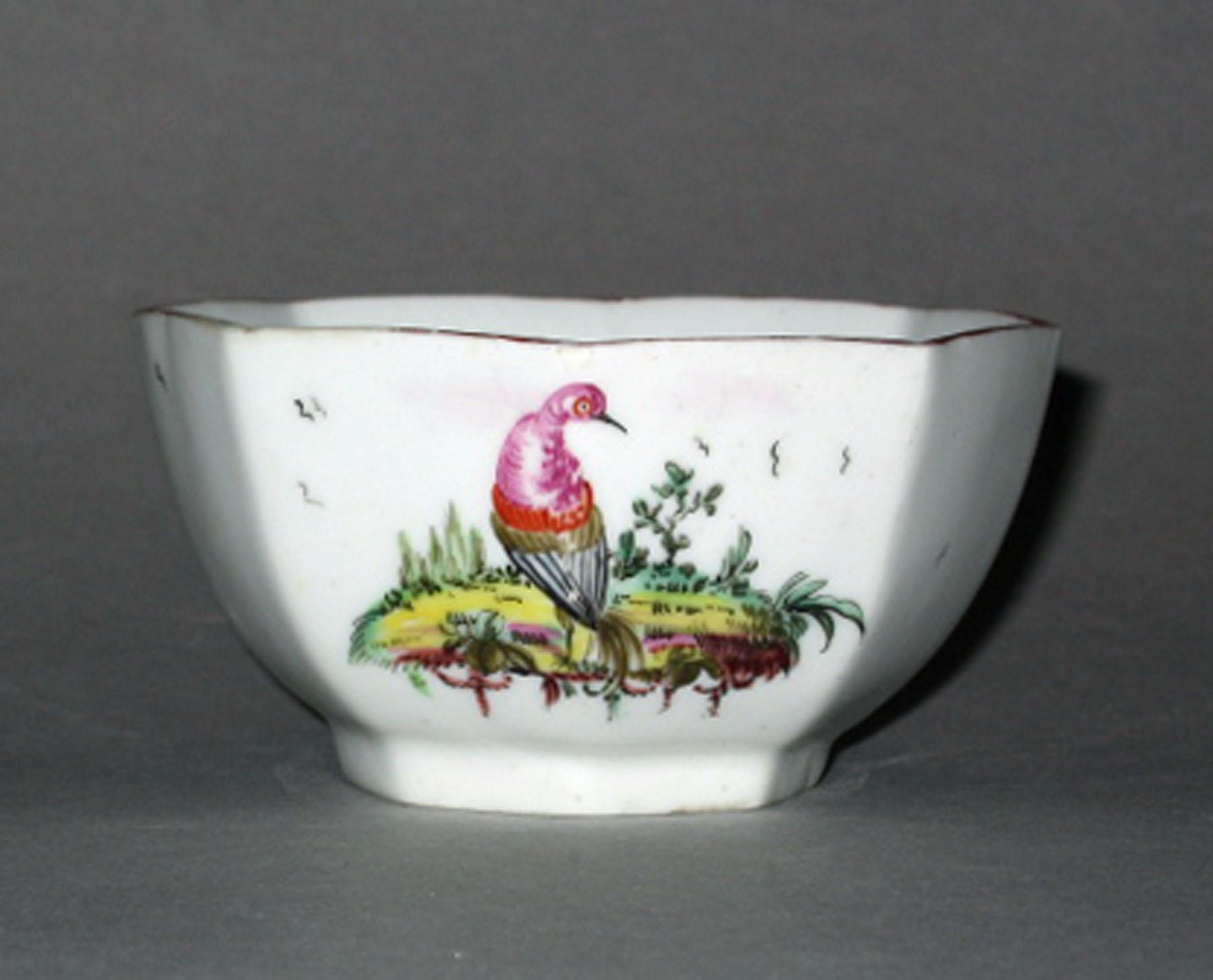 1982.0141 A Soft-paste porcelain teabowl (side 2)