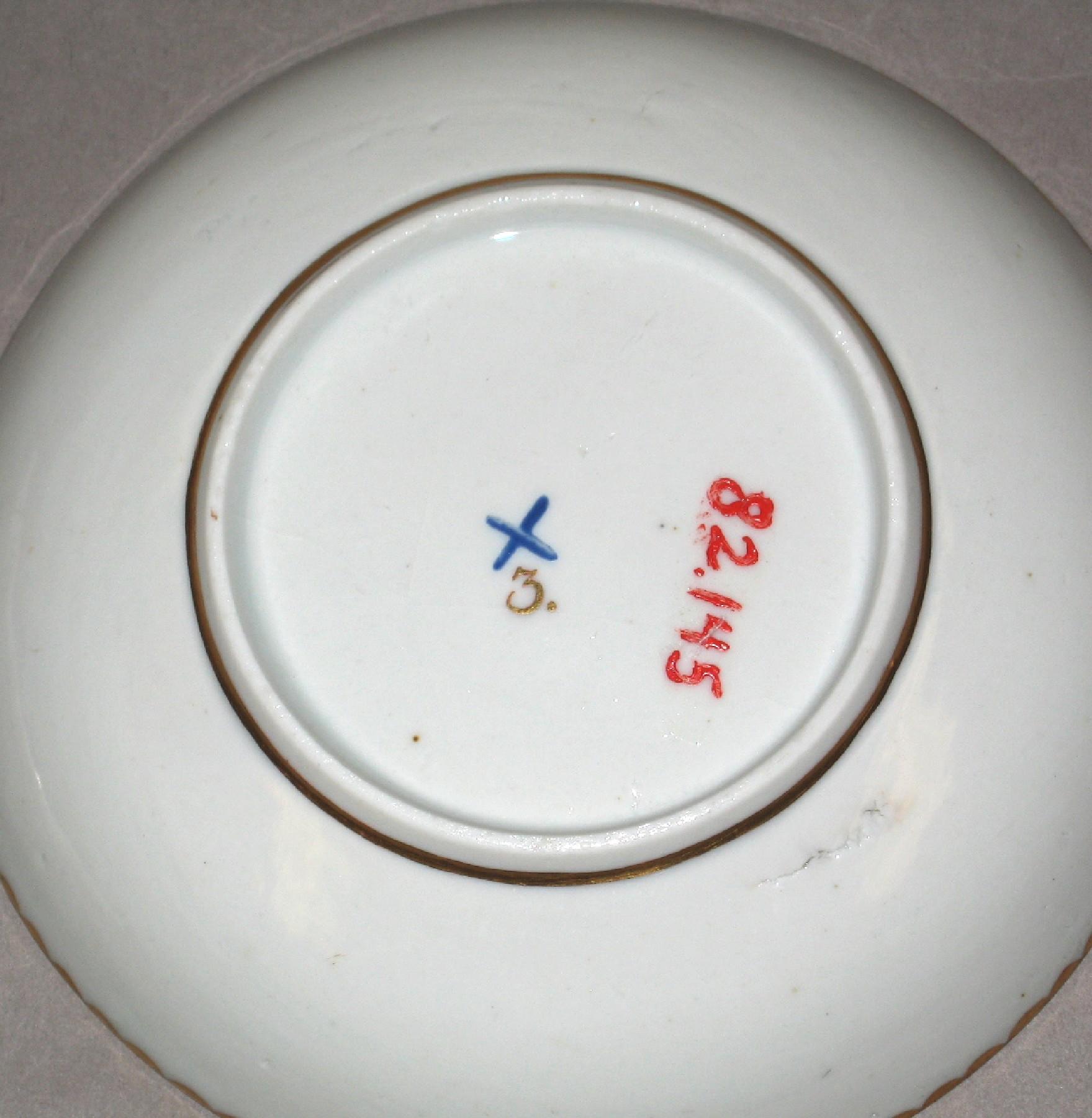 1982.0145 Bristol porcelain saucer (mark)