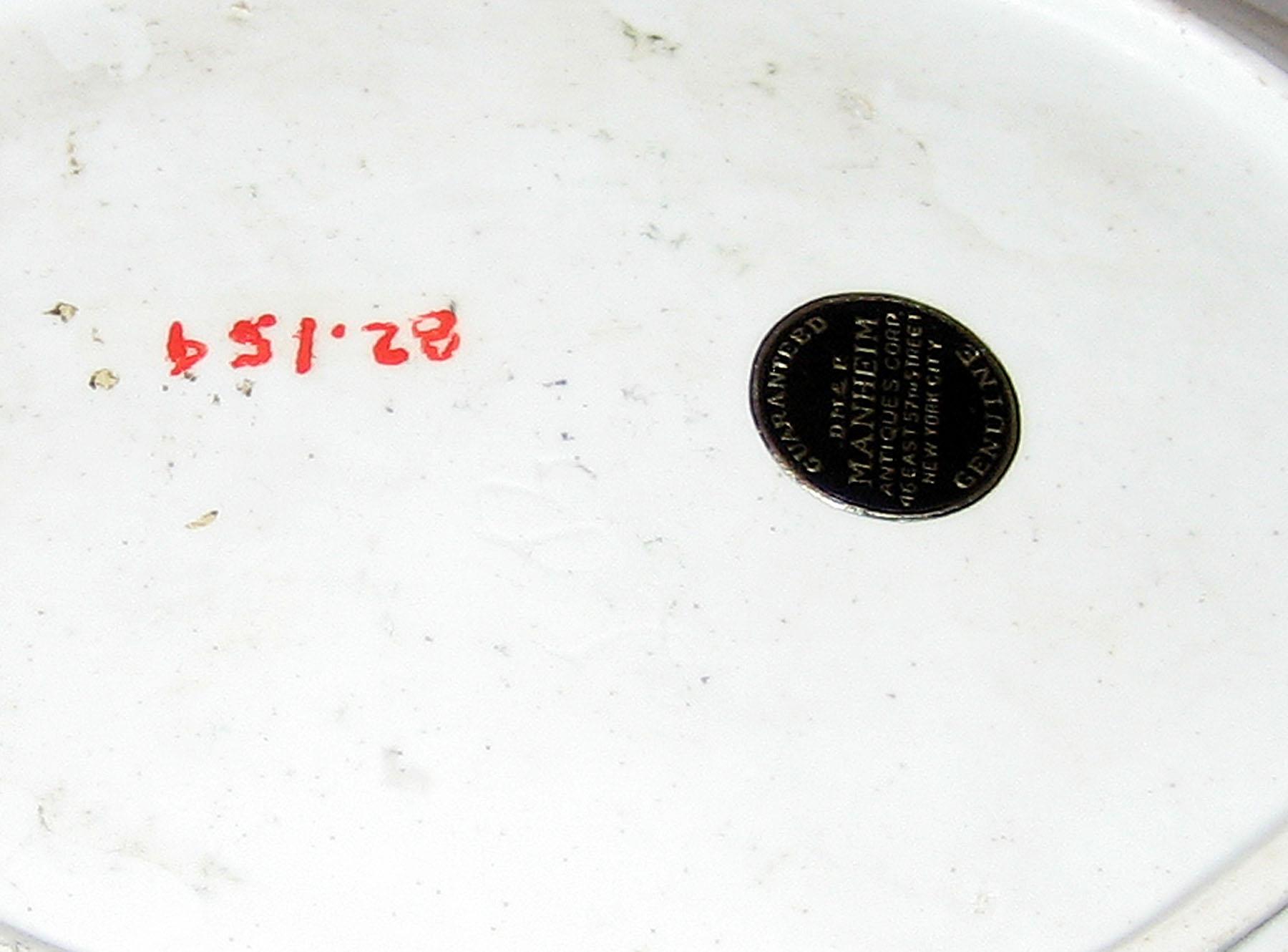 1982.0154 Dish (mark)