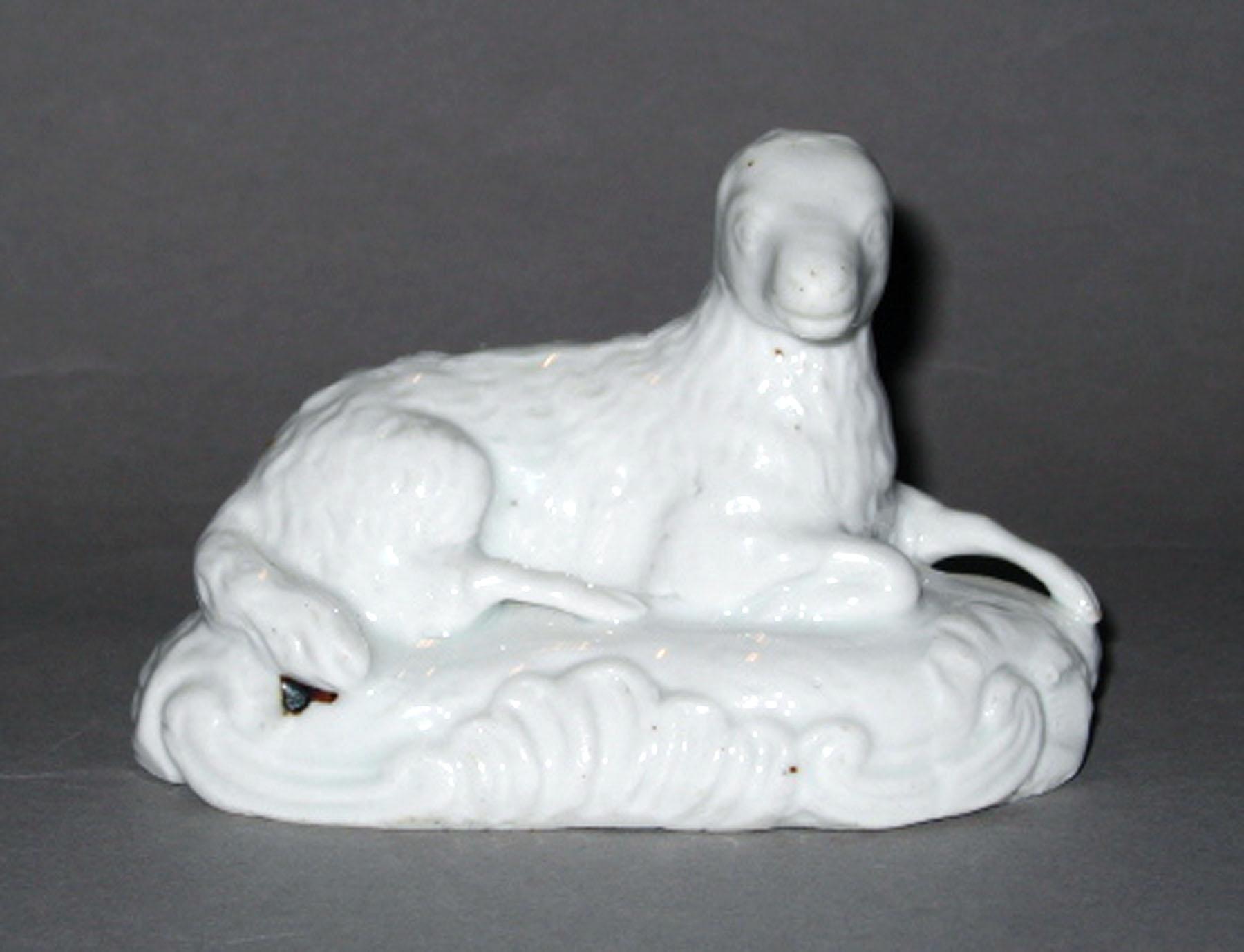 1982.0166 Porcelain figure