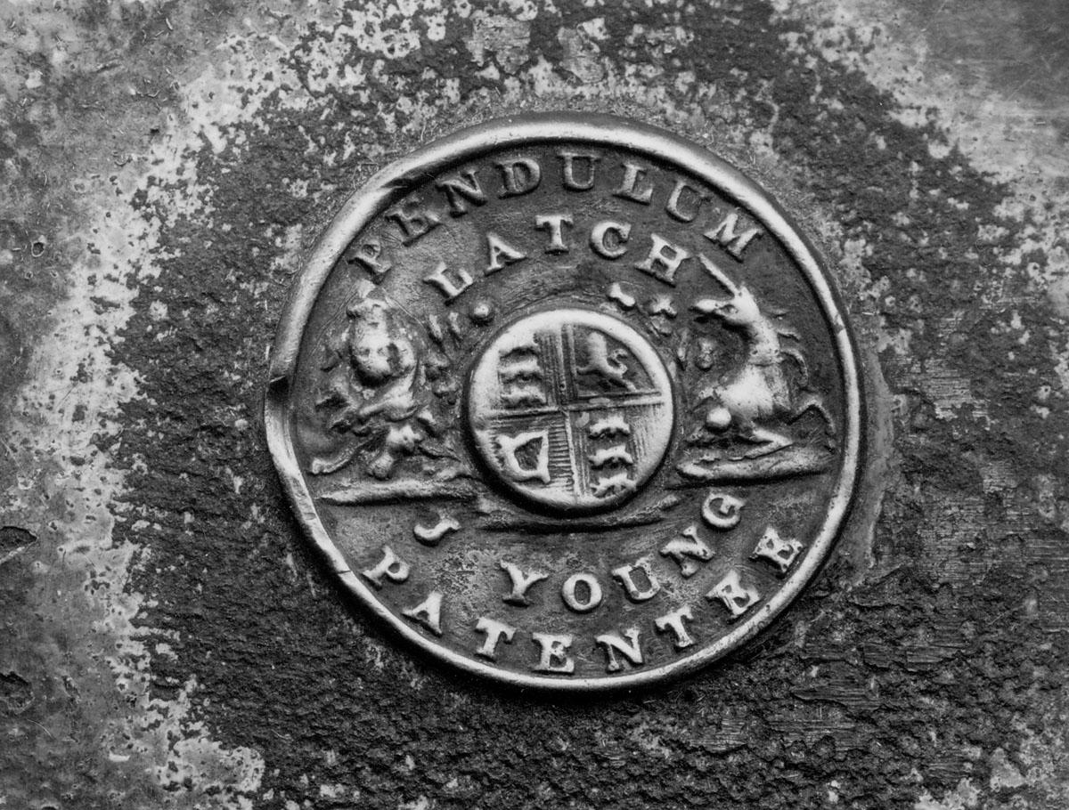 1982.0171 Rim lock mark
