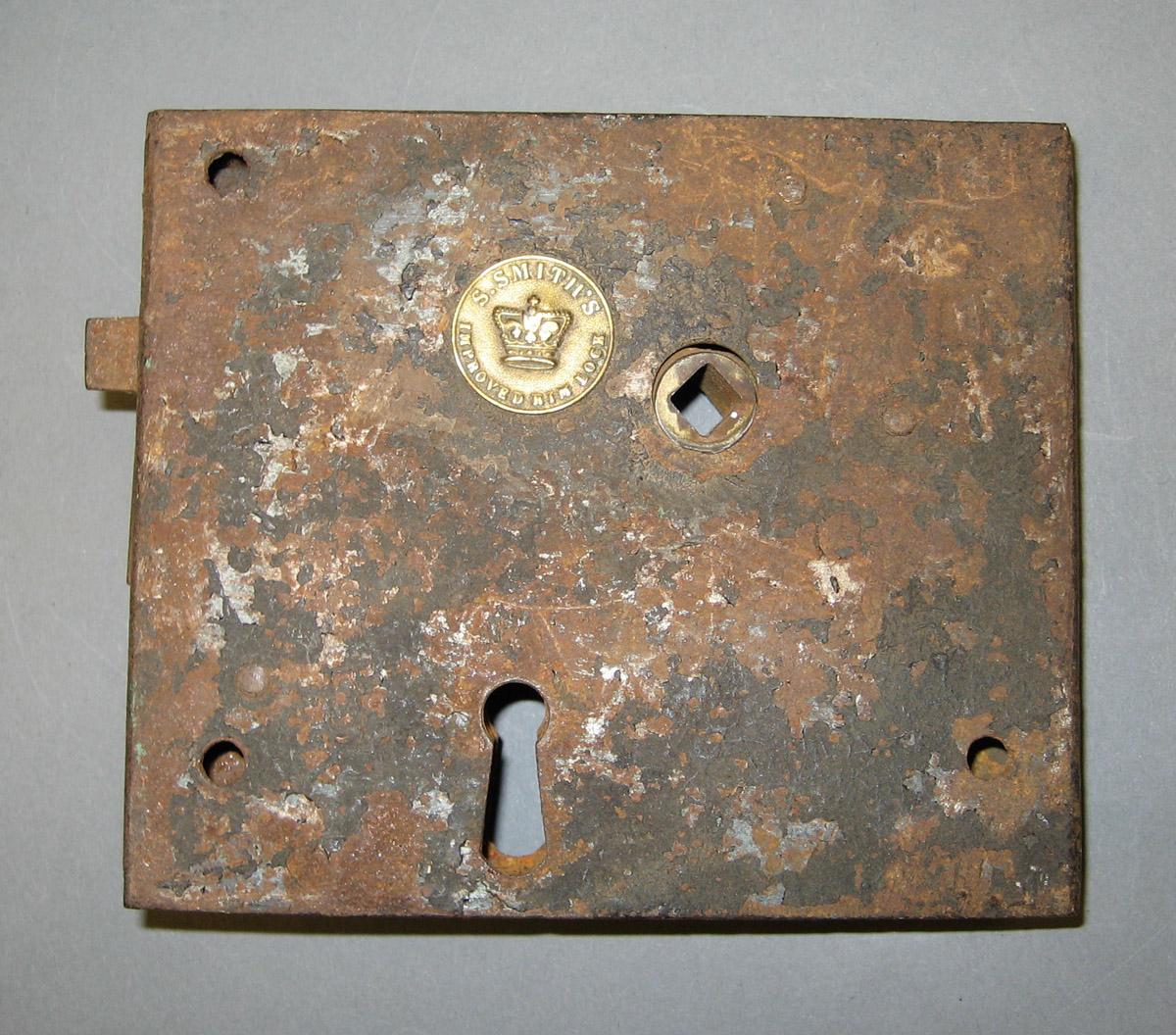 1982.0175 Lock