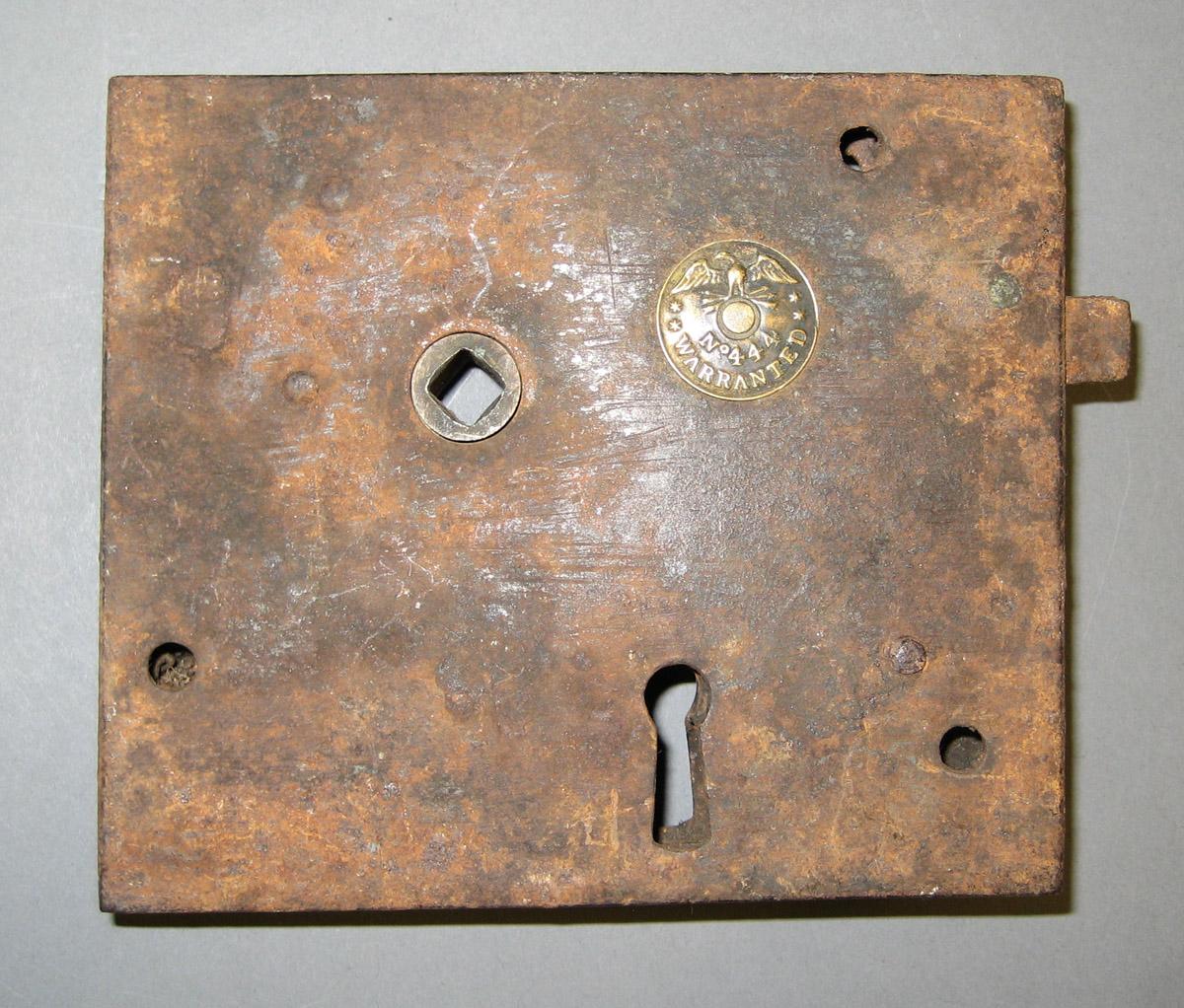 1982.0182 Lock